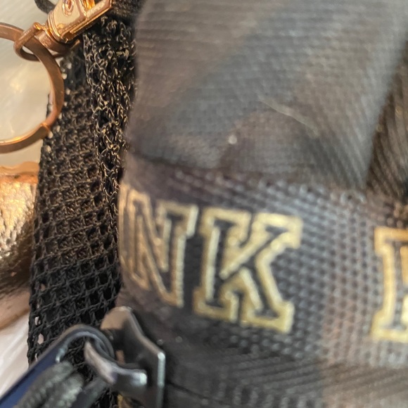 Pink VS Backpack - Picture 4 of 8